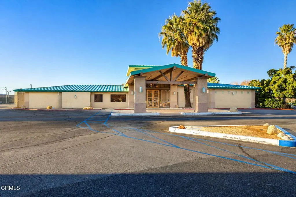 38-web-or-mls-antelope-valley-country-cl