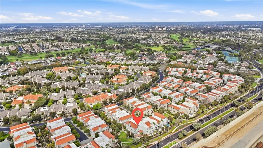 6051 Broadstone Circle, Huntington Beach, California 92648