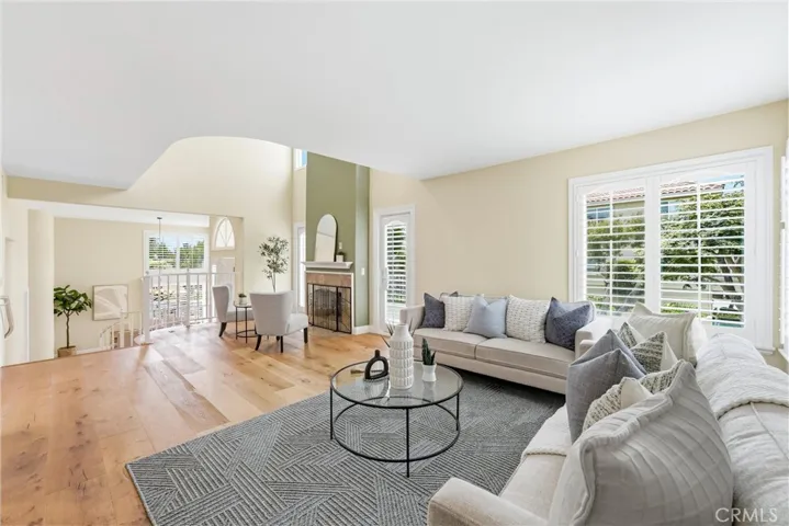6051 Broadstone Circle, Huntington Beach, California 92648