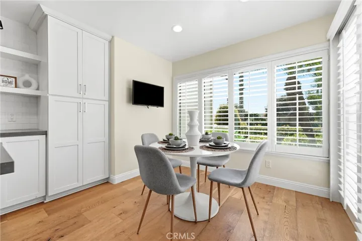Breakfast Nook