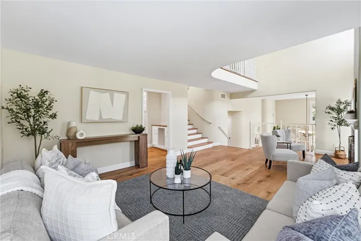 6051 Broadstone Circle, Huntington Beach, California 92648