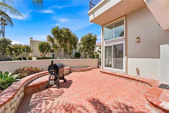 Large Wrap Around Patio