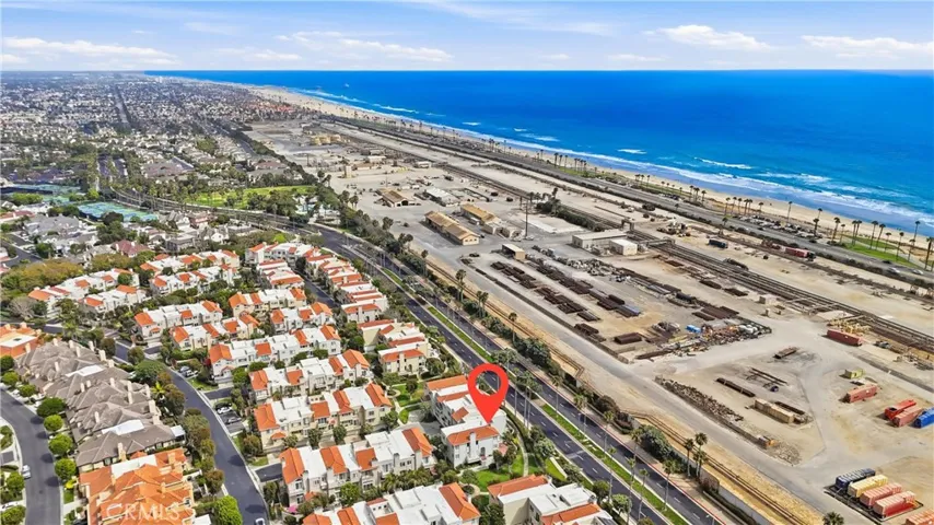 6051 Broadstone Circle, Huntington Beach, California 92648