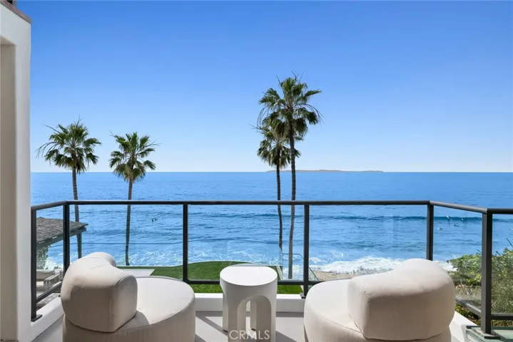 921 Gaviota Drive, Laguna Beach, California 92651