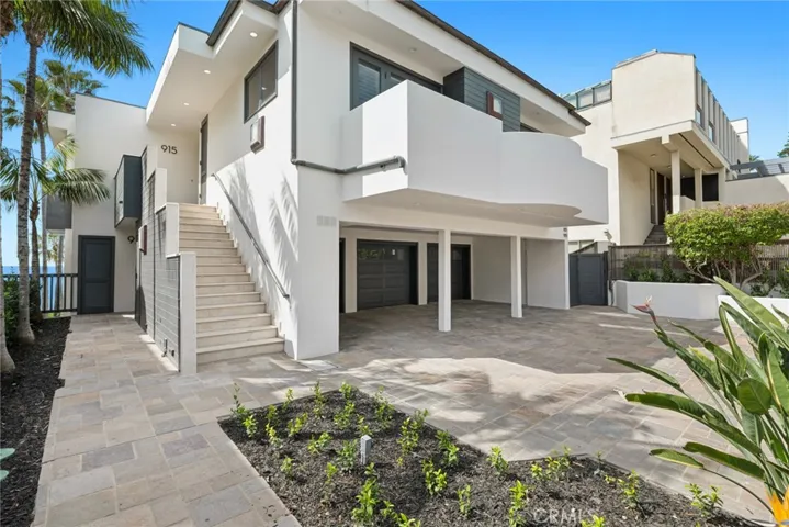 921 Gaviota Drive, Laguna Beach, California 92651