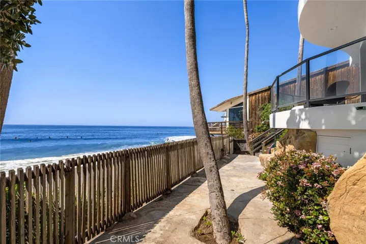 921 Gaviota Drive, Laguna Beach, California 92651