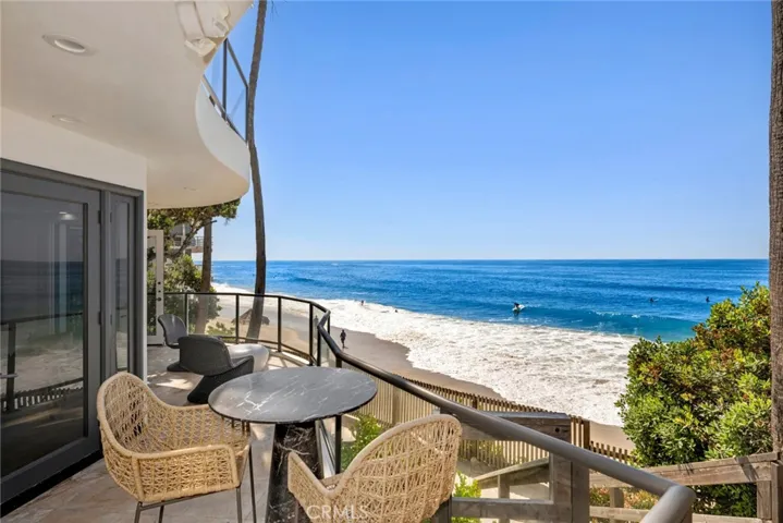 921 Gaviota Drive, Laguna Beach, California 92651