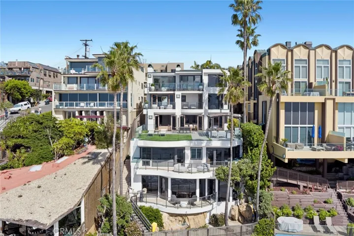 921 Gaviota Drive, Laguna Beach, California 92651