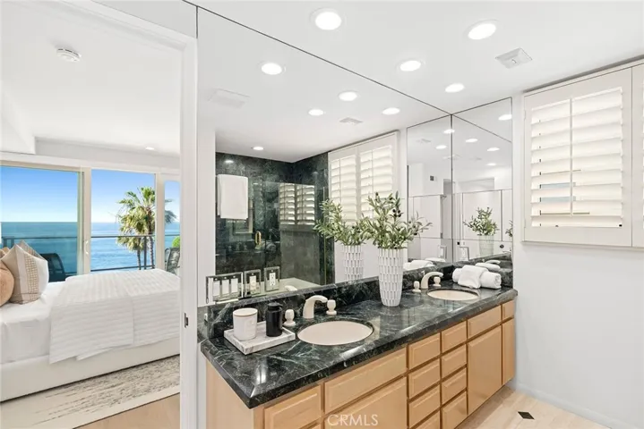 921 Gaviota Drive, Laguna Beach, California 92651