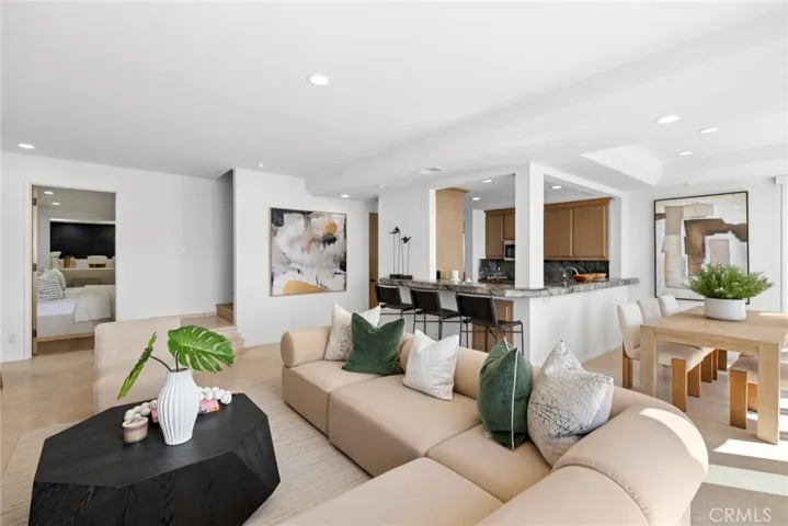 921 Gaviota Drive, Laguna Beach, California 92651