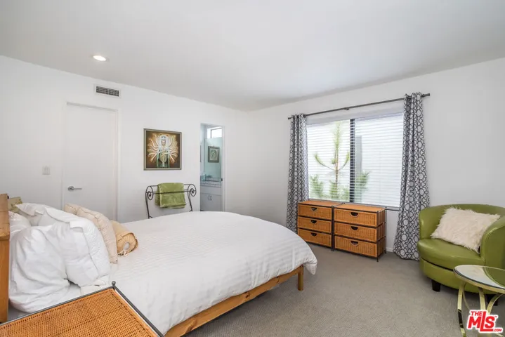 802 Washington Avenue, Santa Monica, California 90403