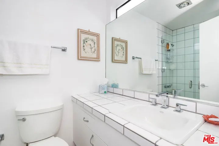 802 Washington Avenue, Santa Monica, California 90403