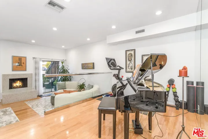 802 Washington Avenue, Santa Monica, California 90403