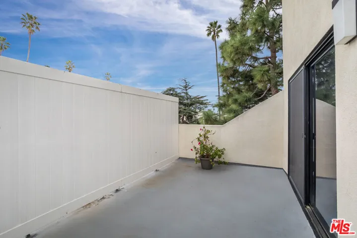 802 Washington Avenue, Santa Monica, California 90403