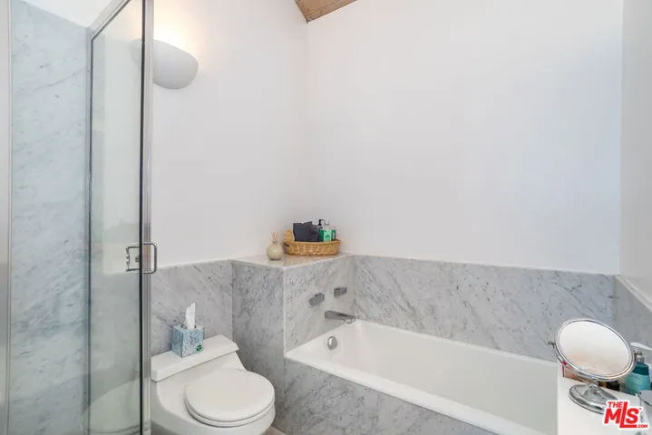802 Washington Avenue, Santa Monica, California 90403