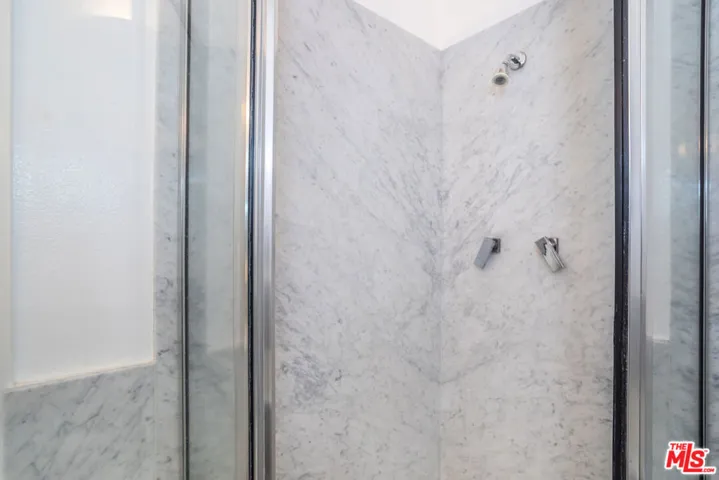 802 Washington Avenue, Santa Monica, California 90403