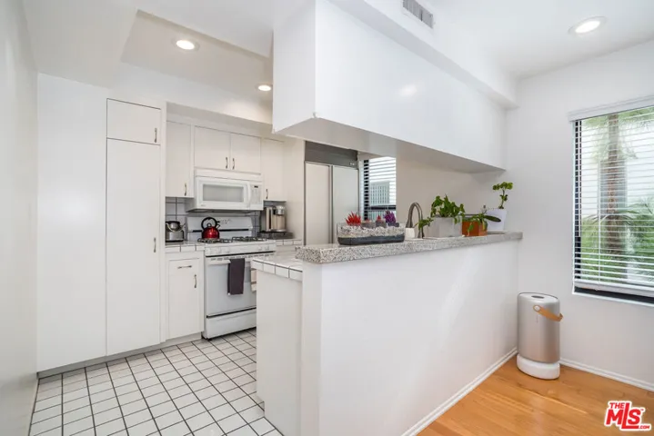 802 Washington Avenue, Santa Monica, California 90403