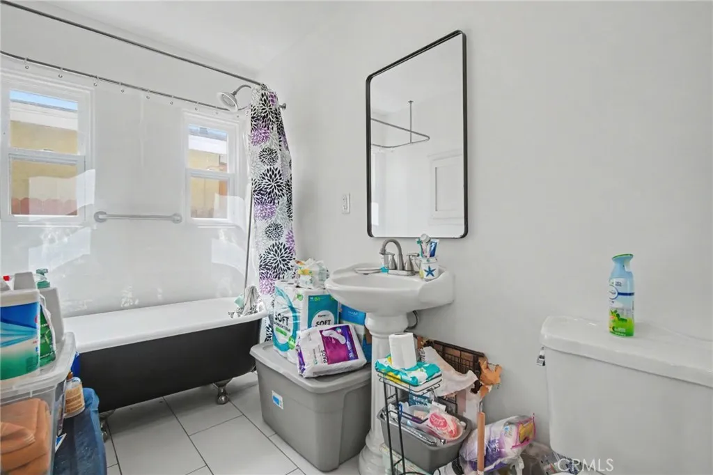 1425 bathroom