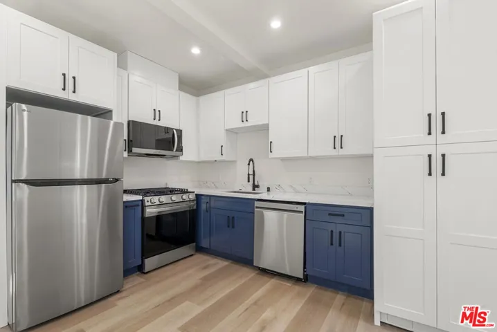 1305 Lucile Avenue 5, Los Angeles, California 90026