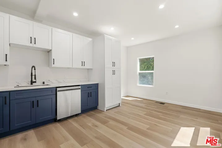 1305 Lucile Avenue 5, Los Angeles, California 90026