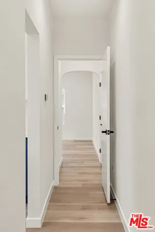 1305 Lucile Avenue 2, Los Angeles, California 90026