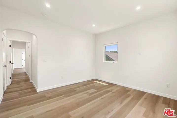 1305 Lucile Avenue 2, Los Angeles, California 90026