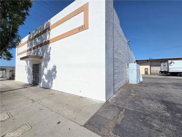 8181 State Street, South Gate, California 90280