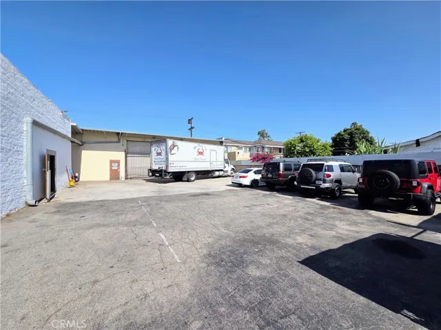 8181 State Street, South Gate, California 90280