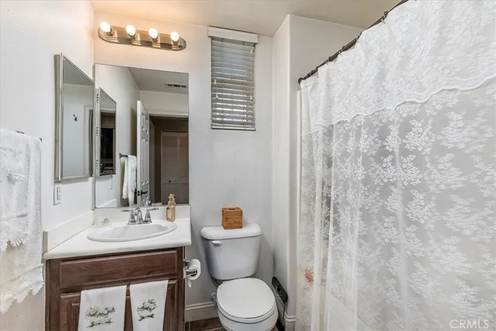 bath 2nd floor