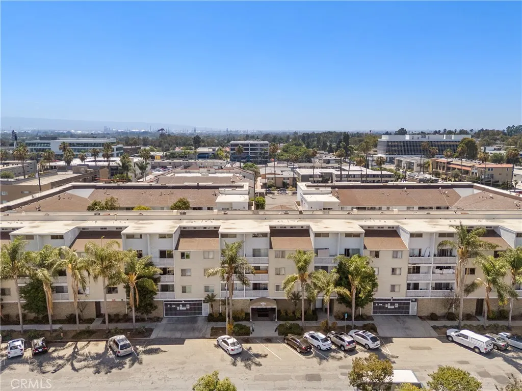 Aerial view of the surrounding street

