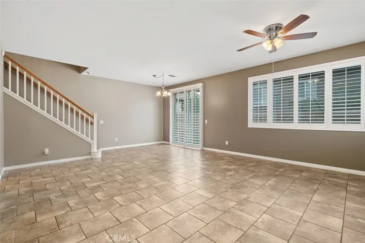 Living/dining room