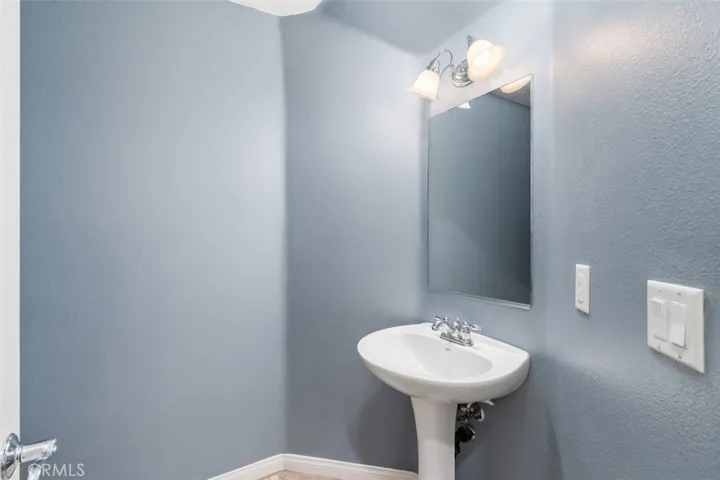 Powder room