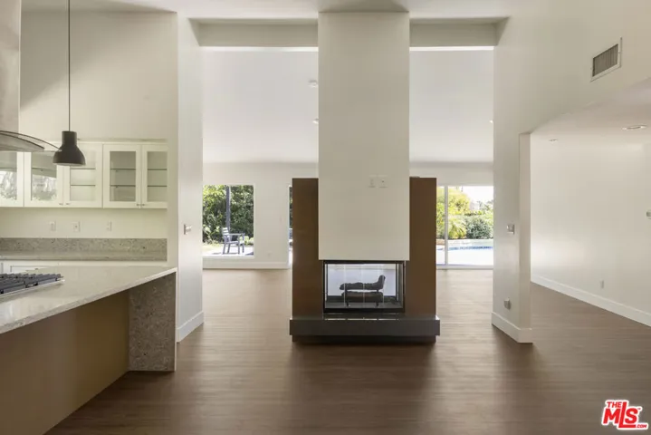 22427 De Kalb Drive, Calabasas, California 91302