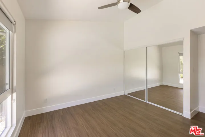 22427 De Kalb Drive, Calabasas, California 91302