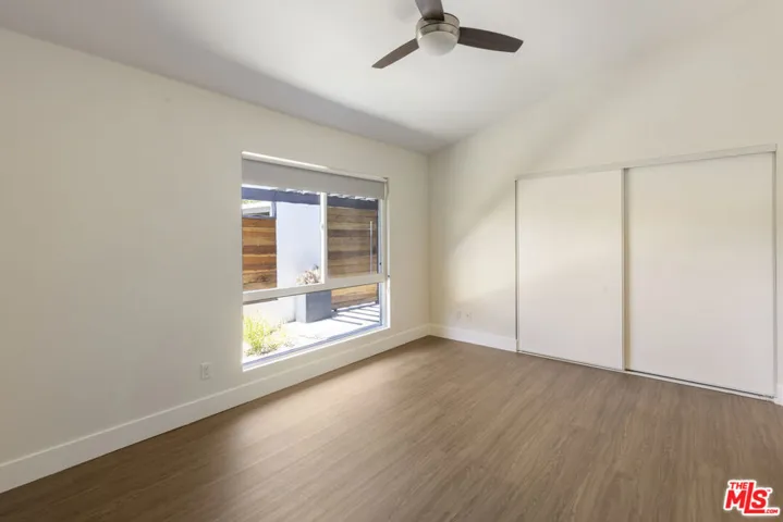 22427 De Kalb Drive, Calabasas, California 91302