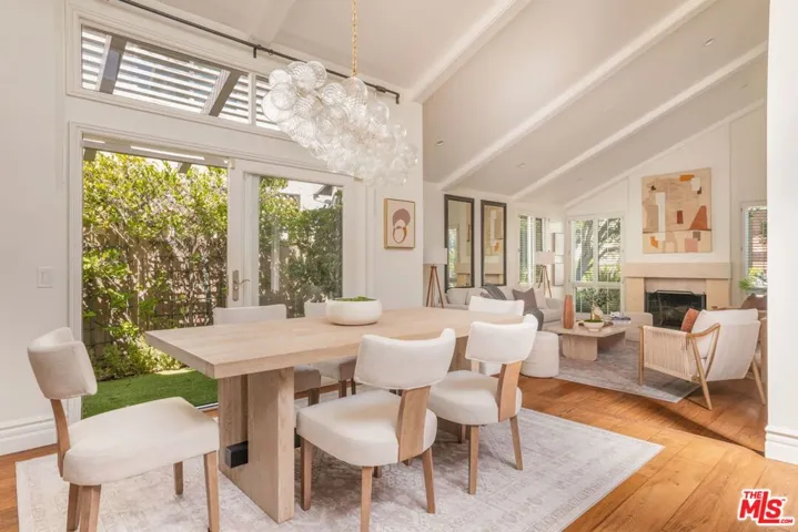1322 Avenida De Cortez, Los Angeles, California 90272
