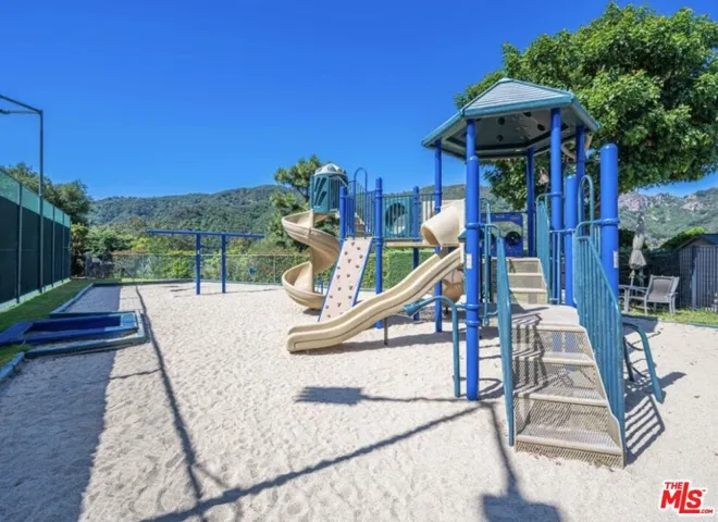 1322 Avenida De Cortez, Los Angeles, California 90272