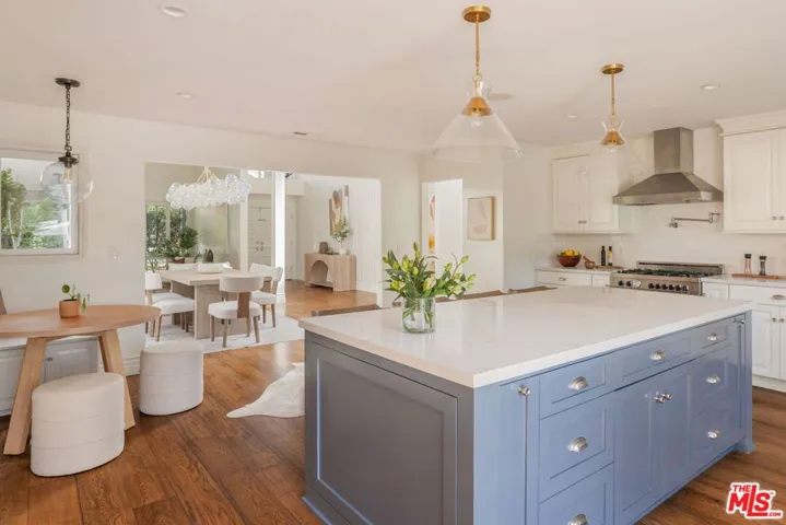 1322 Avenida De Cortez, Los Angeles, California 90272