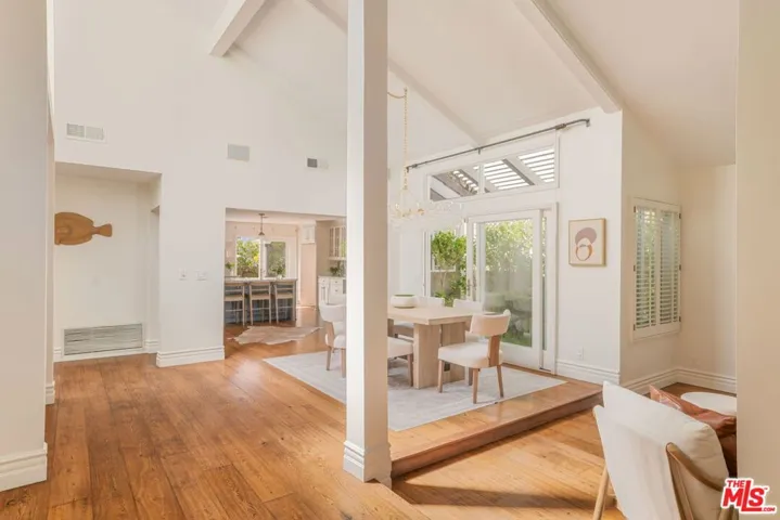 1322 Avenida De Cortez, Los Angeles, California 90272