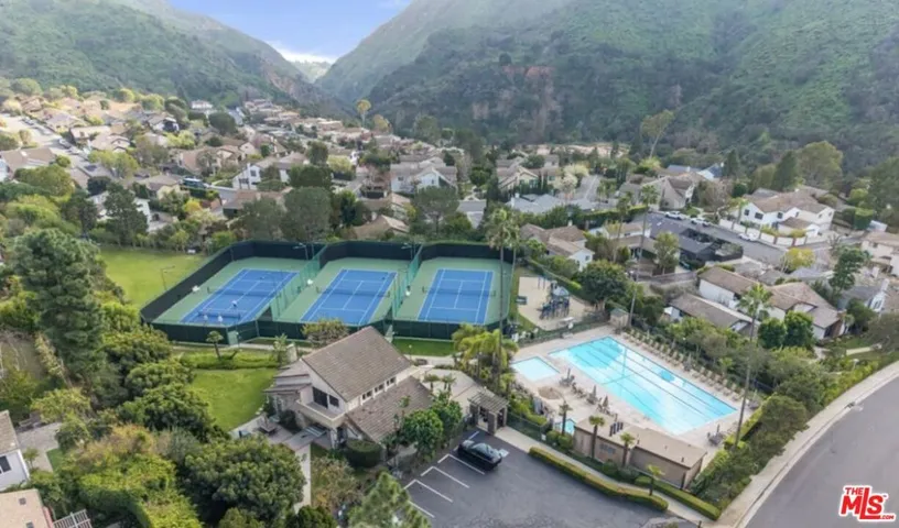 1322 Avenida De Cortez, Los Angeles, California 90272