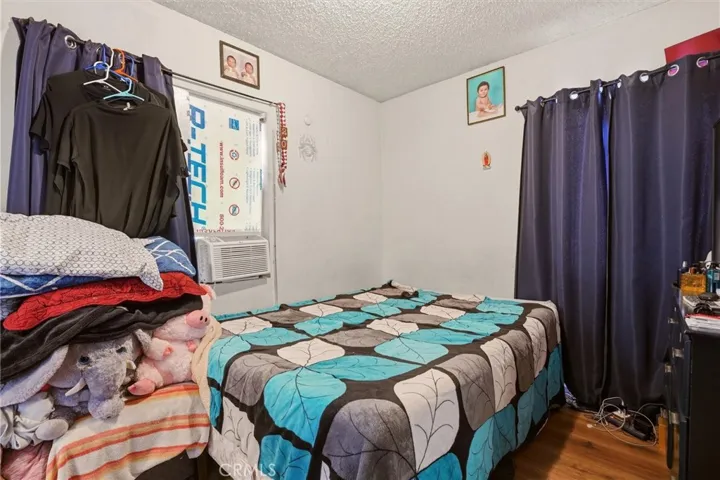 725 E 1/2 40th Pl  - Bedroom 1