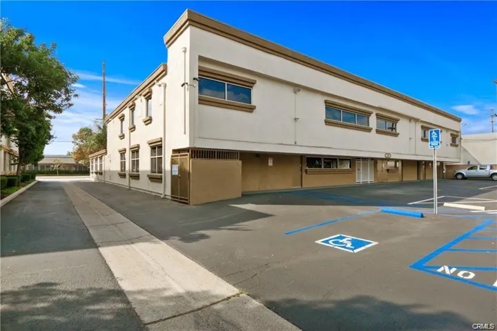1535 E 17th Street E 105, Santa Ana, California 92705