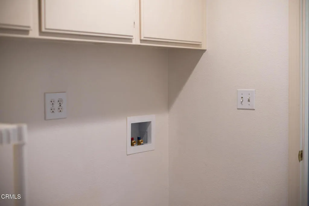 652 Teresa St-22