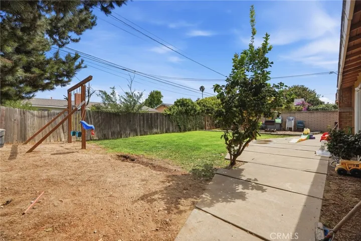 509 Dena Way, Santa Maria, California 93454