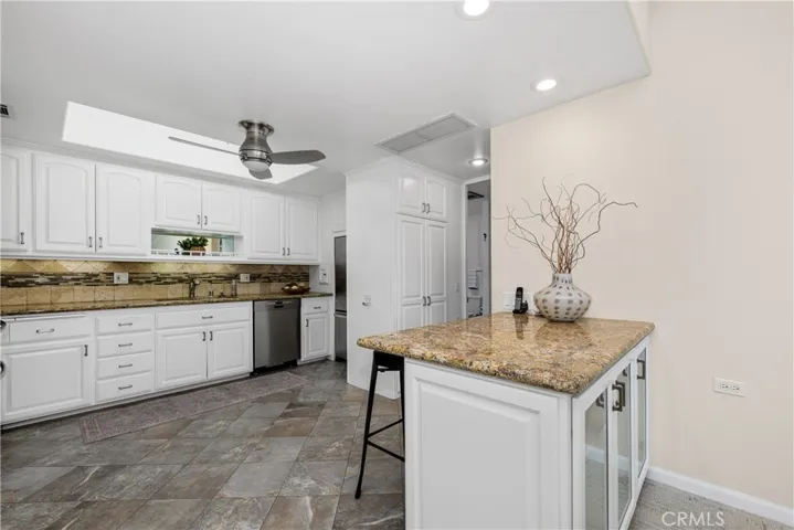13210 Seaview 250l, Seal Beach, California 90740