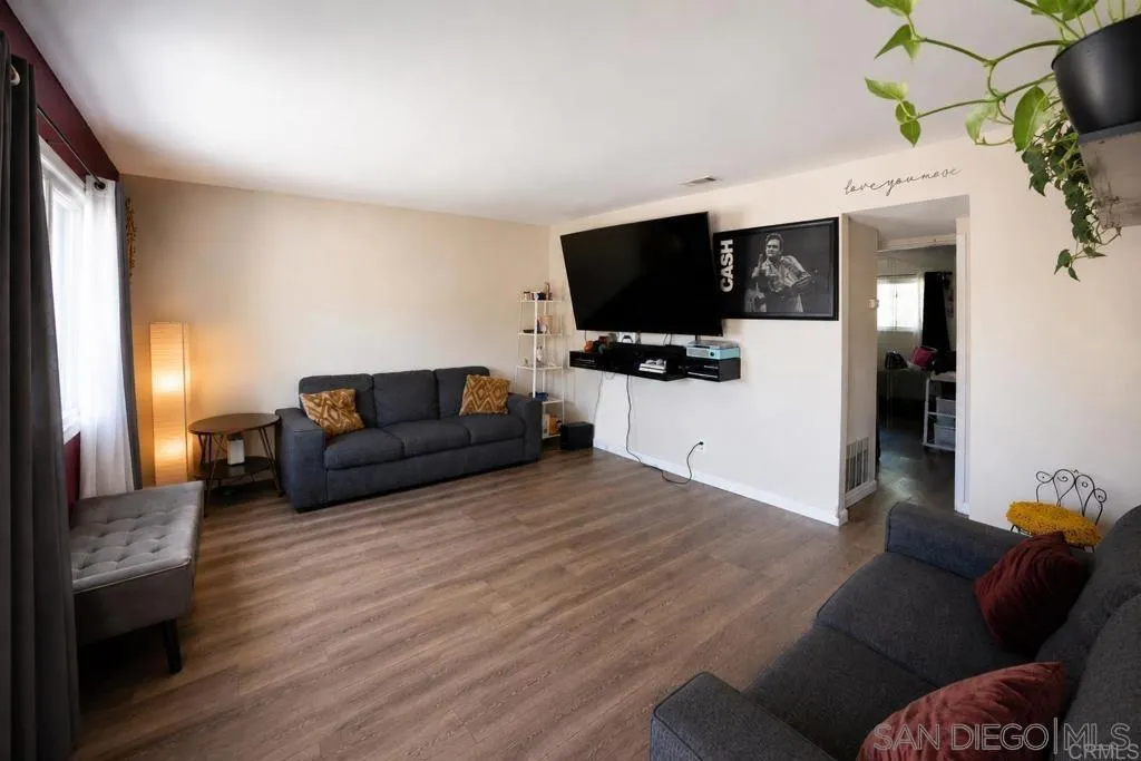 4658 Calle Del Palo, Oceanside, California 92057 — photo 4