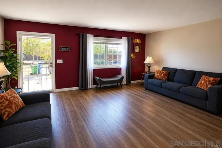 4658 Calle Del Palo, Oceanside, California 92057