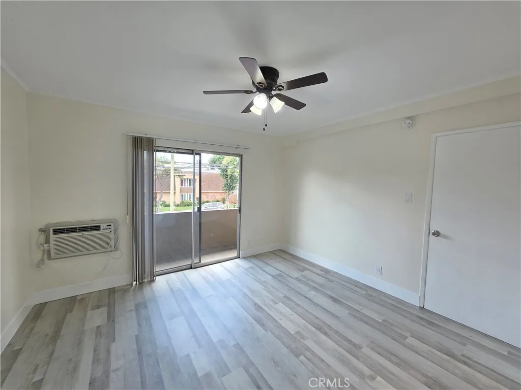 14609 Saticoy 24, Van Nuys, California 91405 — photo 5