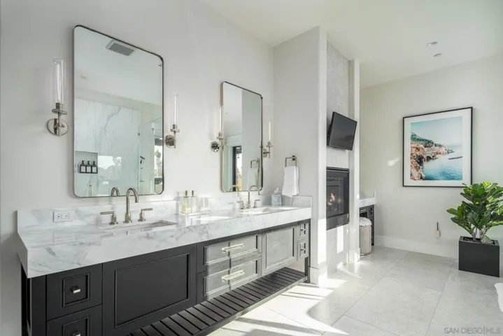 3043 Via Montevina, Fallbrook, California 92028