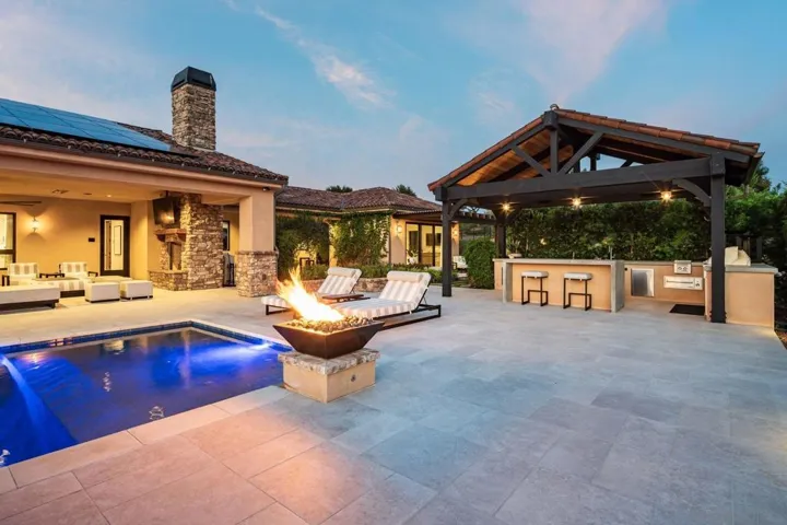 3043 Via Montevina, Fallbrook, California 92028